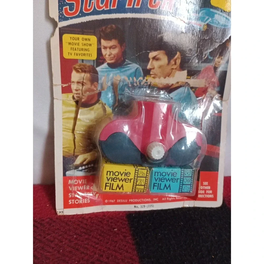 STAR TREK MOVIE VIEWER TOY 1967 CHEM TOYS ON THE CARD Read Description